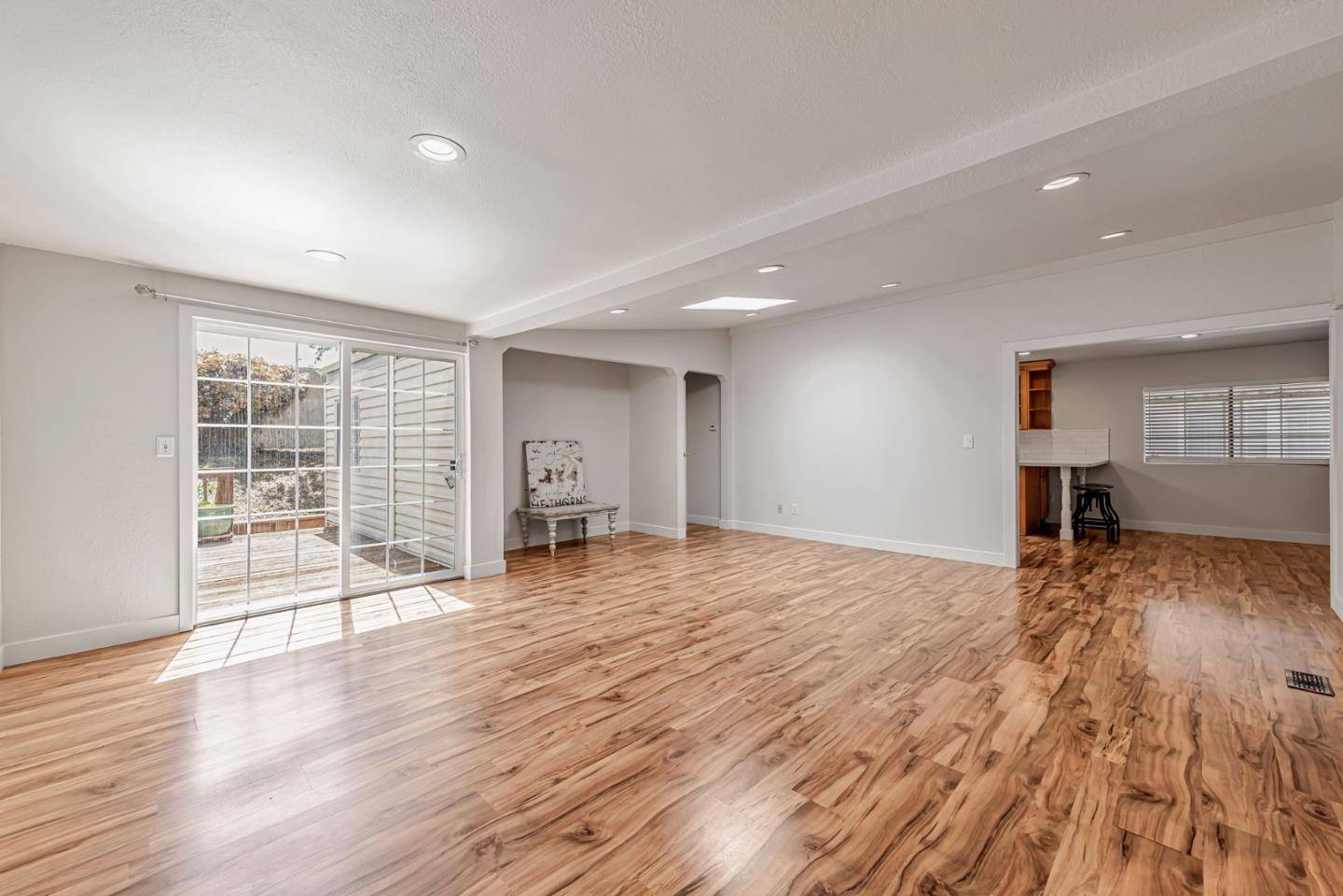 Sunnyvale, CA 94086,125 N Mary AVE 60
