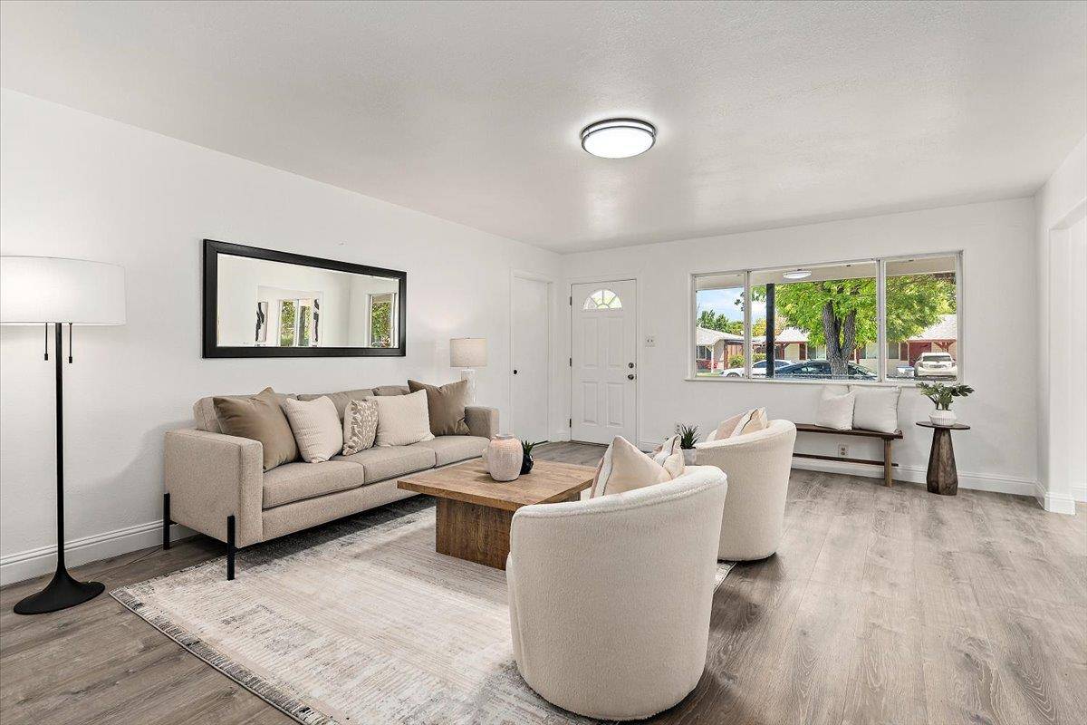 San Jose, CA 95124,3081 Manda DR