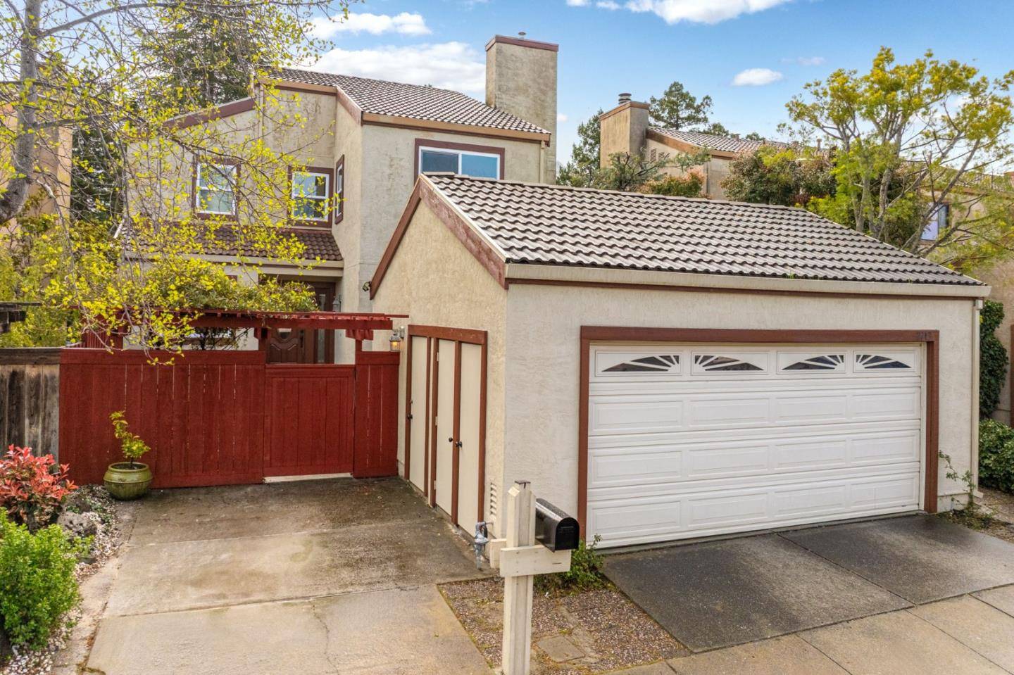 Hayward, CA 94542,2713 Gamble CT