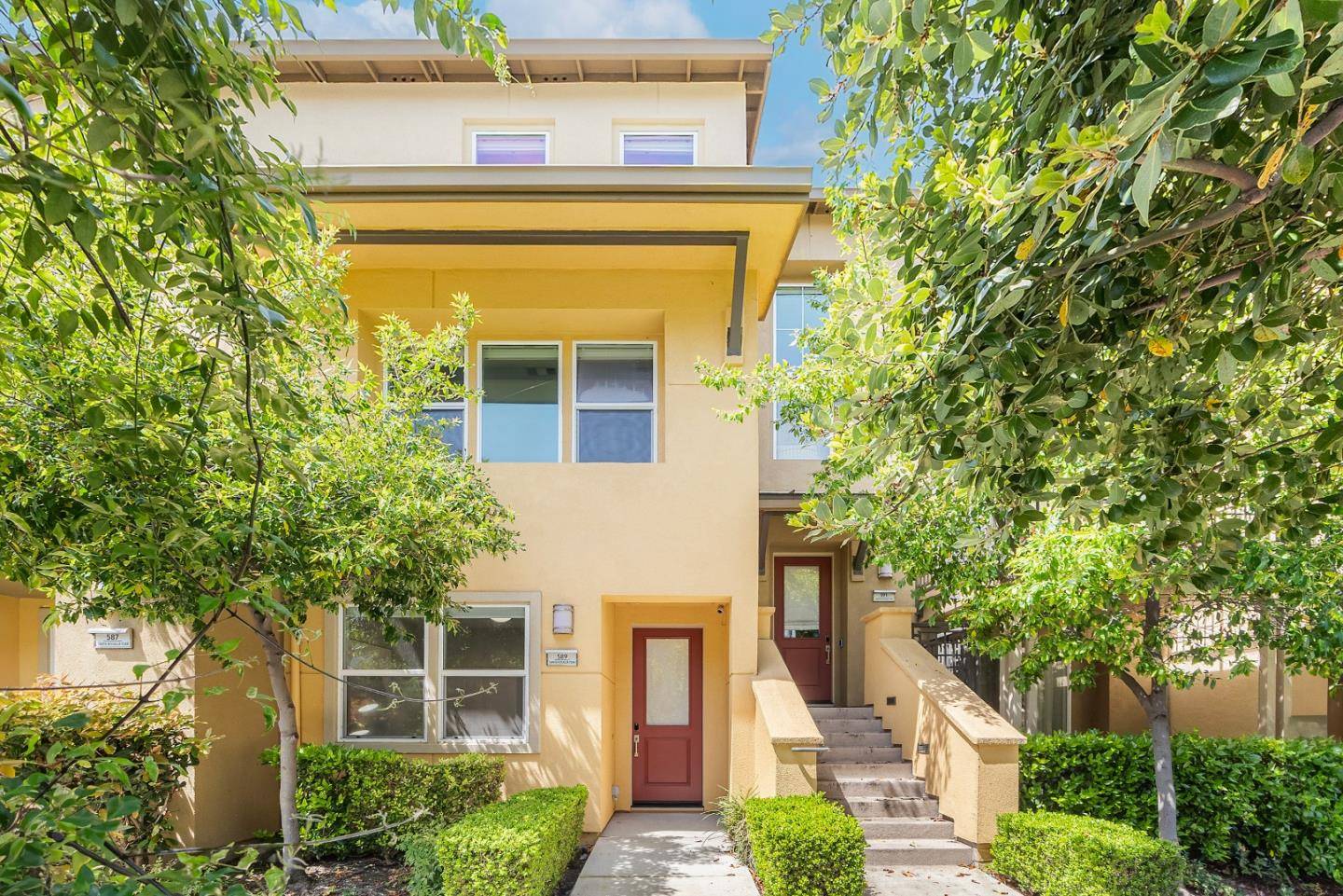 Sunnyvale, CA 94085,589 Santa Rosalia TER