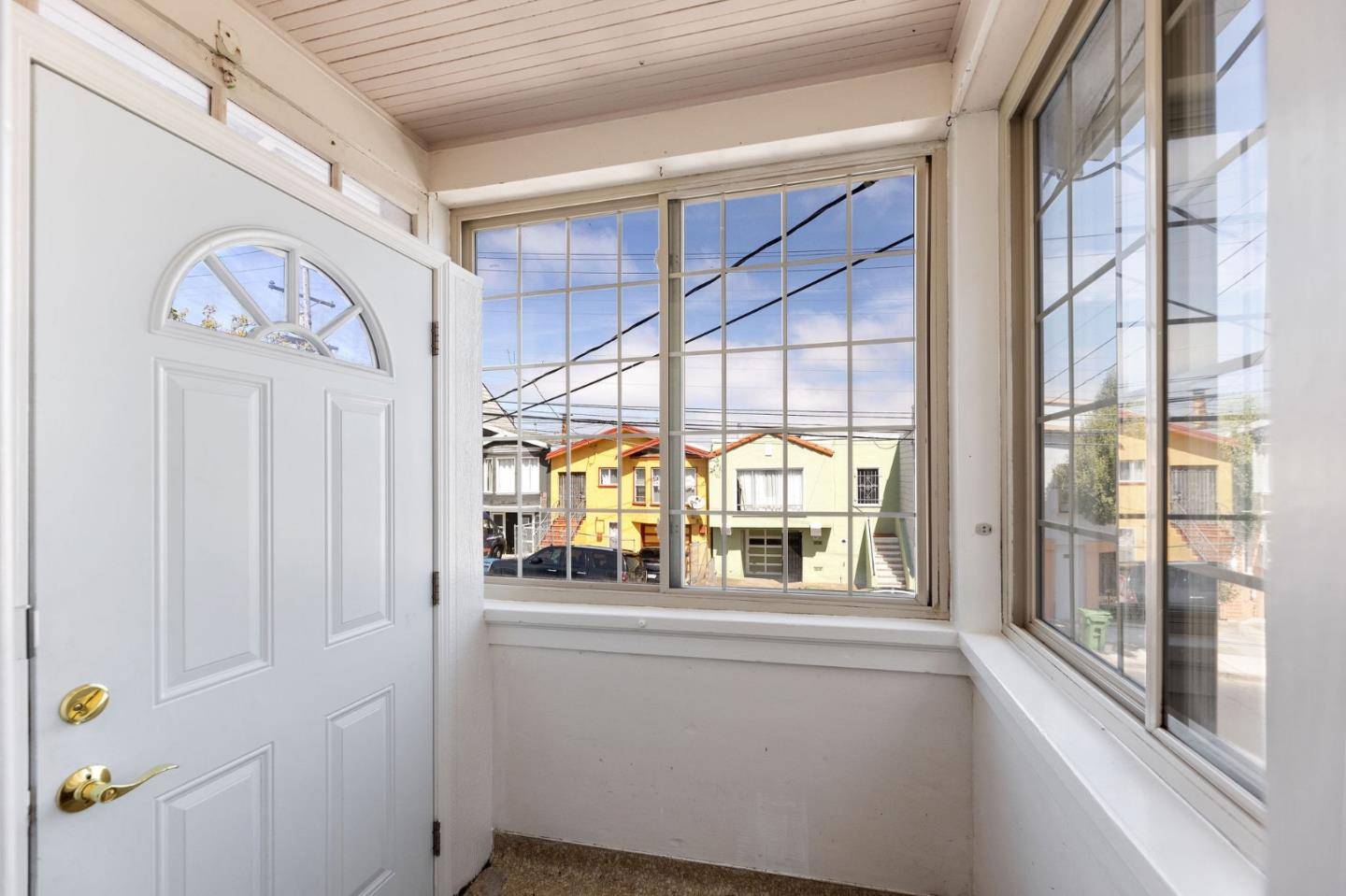 Daly City, CA 94014,1239 Brunswick ST