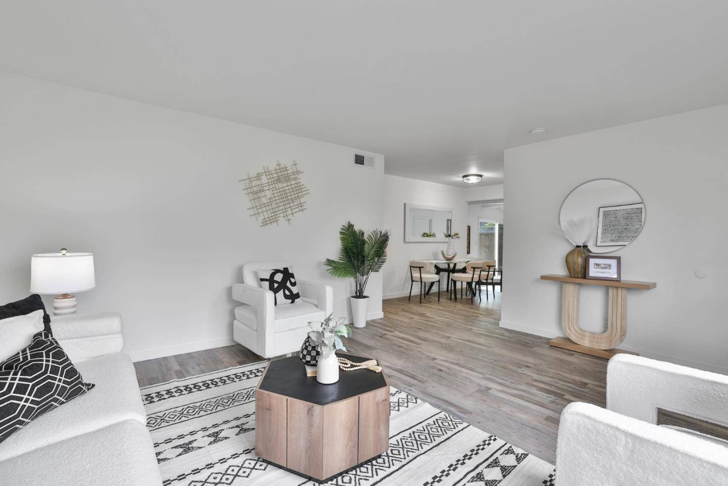 San Jose, CA 95111,215 Whirlaway DR