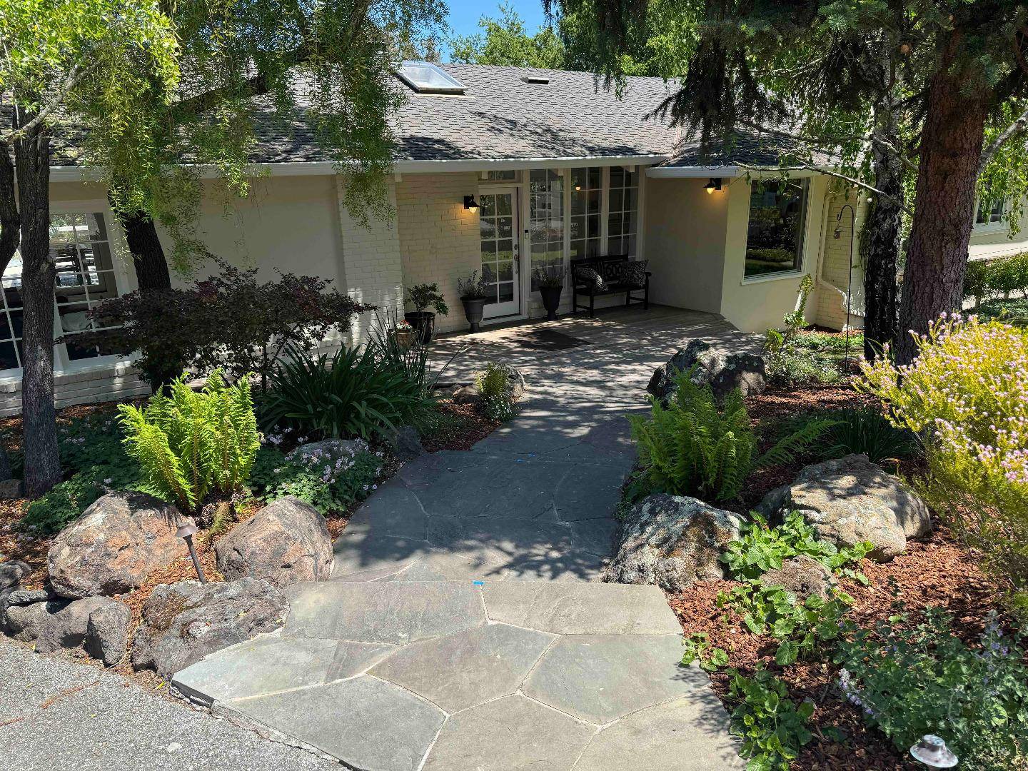 Woodside, CA 94062,115 Toyon CT