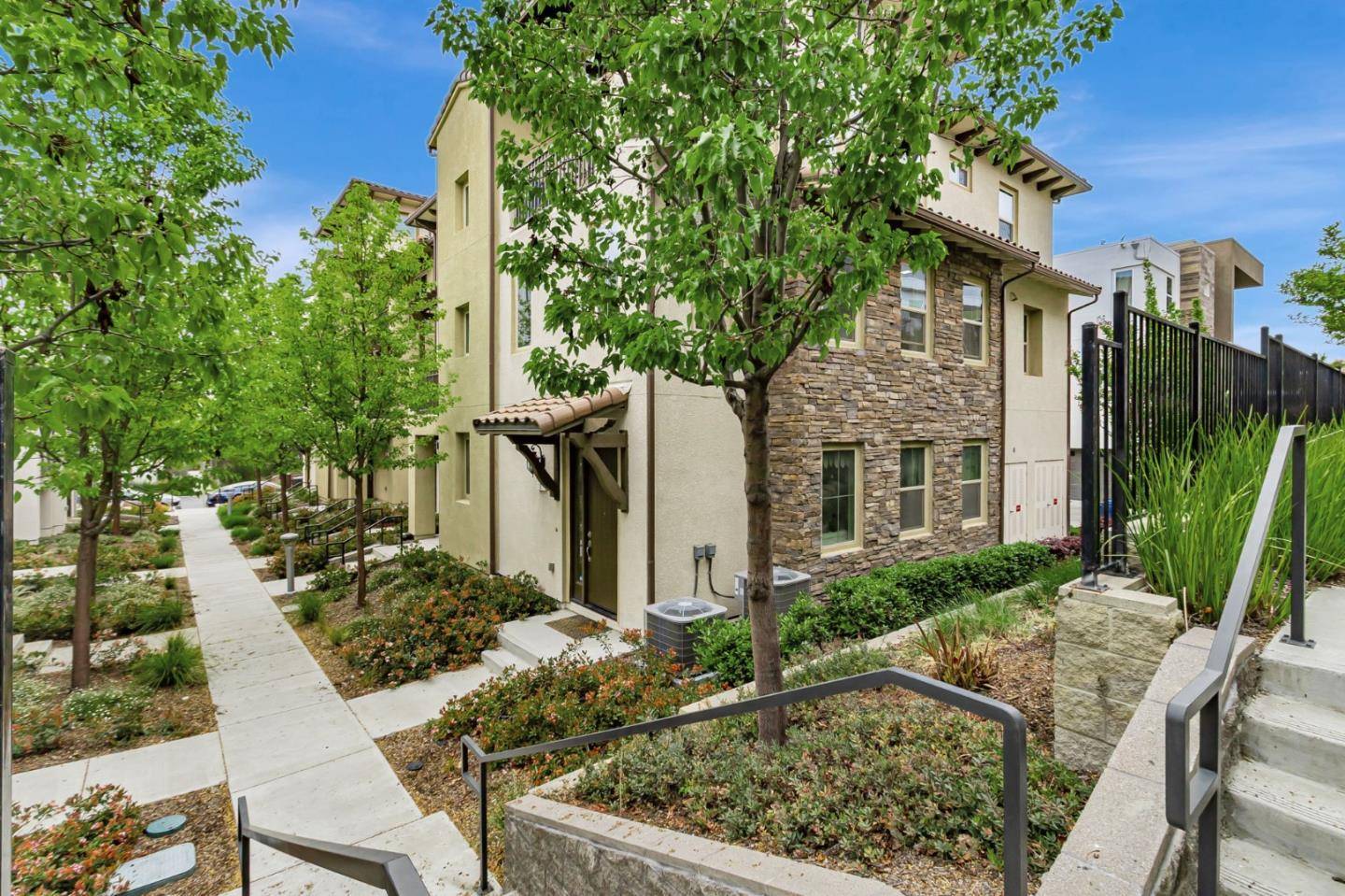 San Jose, CA 95136,223 William Manly ST 1