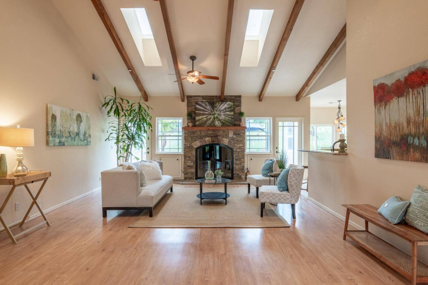 Salinas, CA 93907,10233 Reese CIR