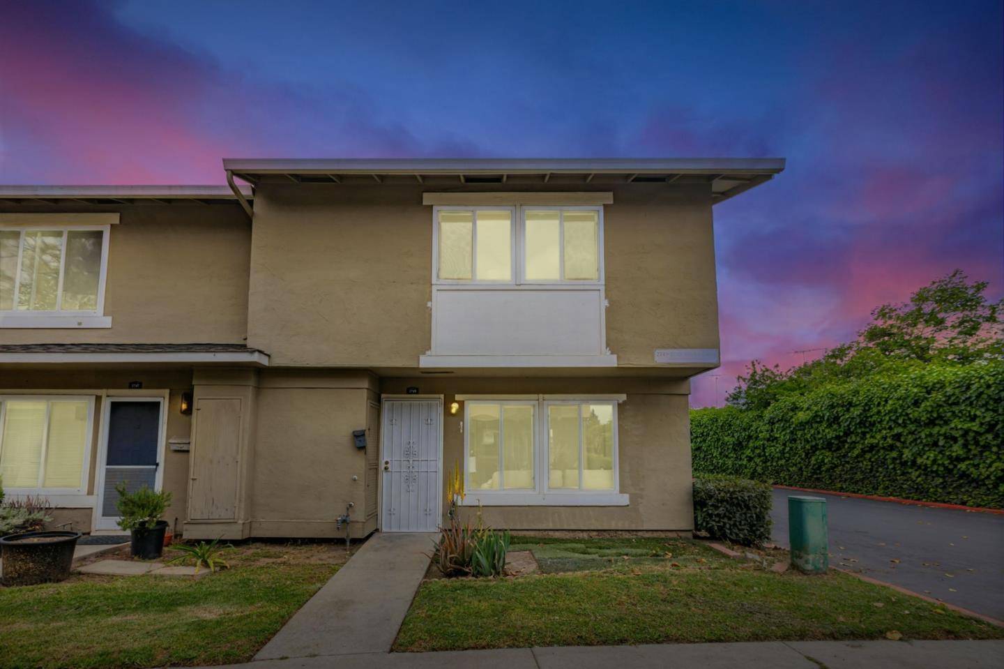 San Jose, CA 95121,2749 Fricka CT