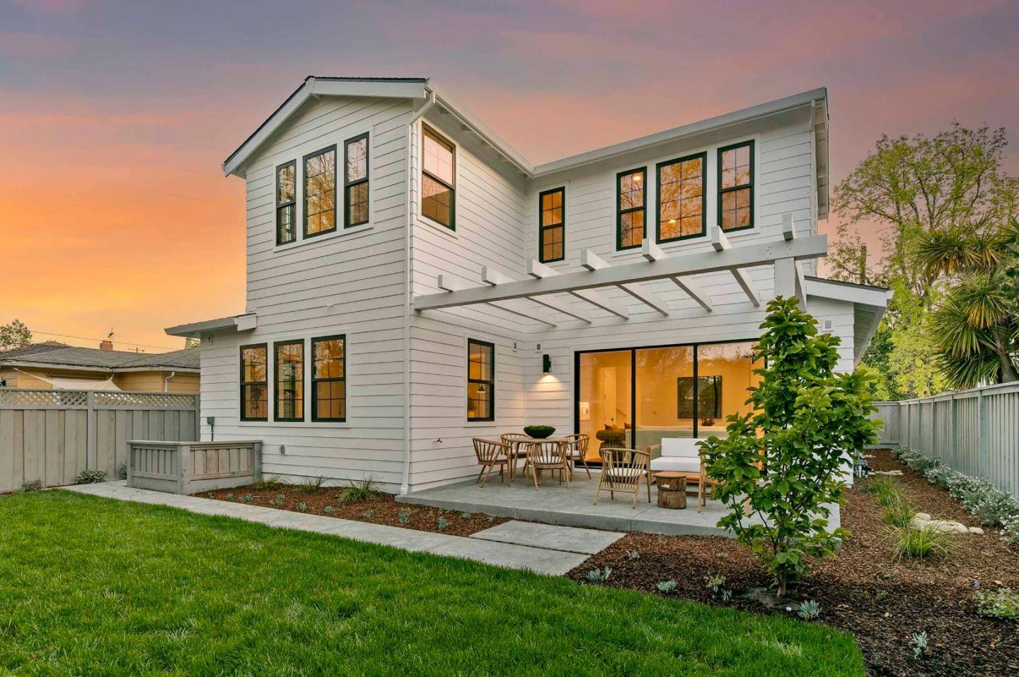 Redwood City, CA 94061,191 Alexander AVE