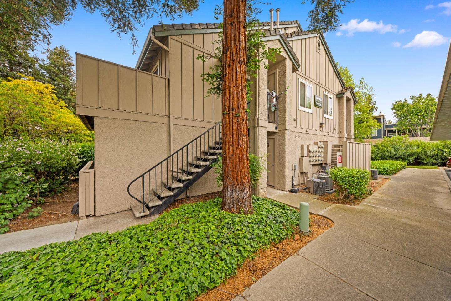 Pittsburg, CA 94565,1241 Lakeview CIR