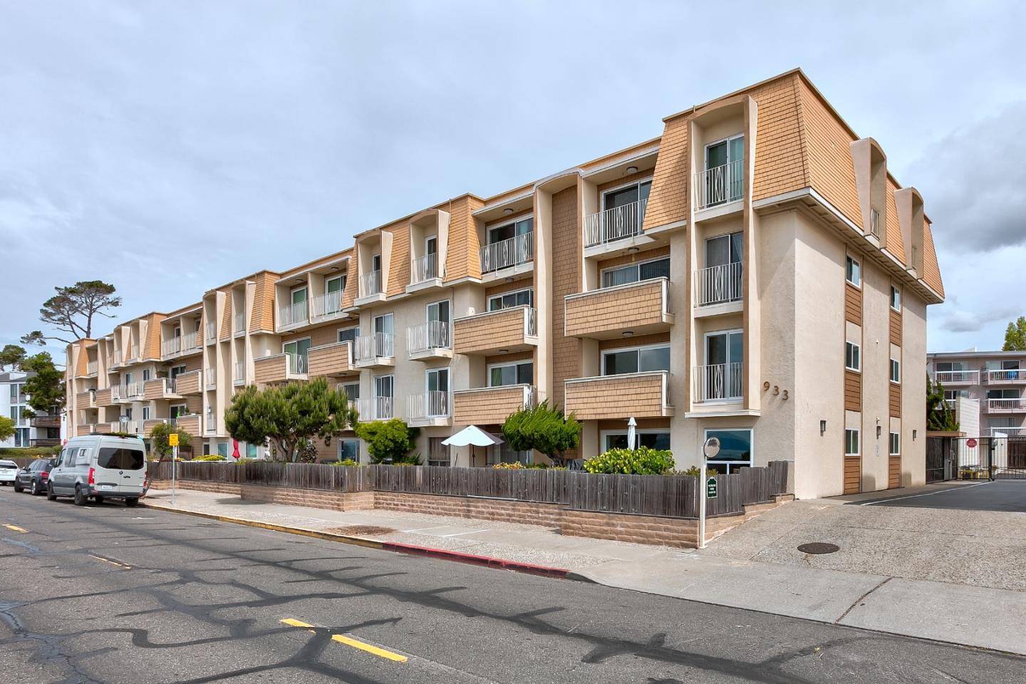 Alameda, CA 94501,933 Shoreline DR 203
