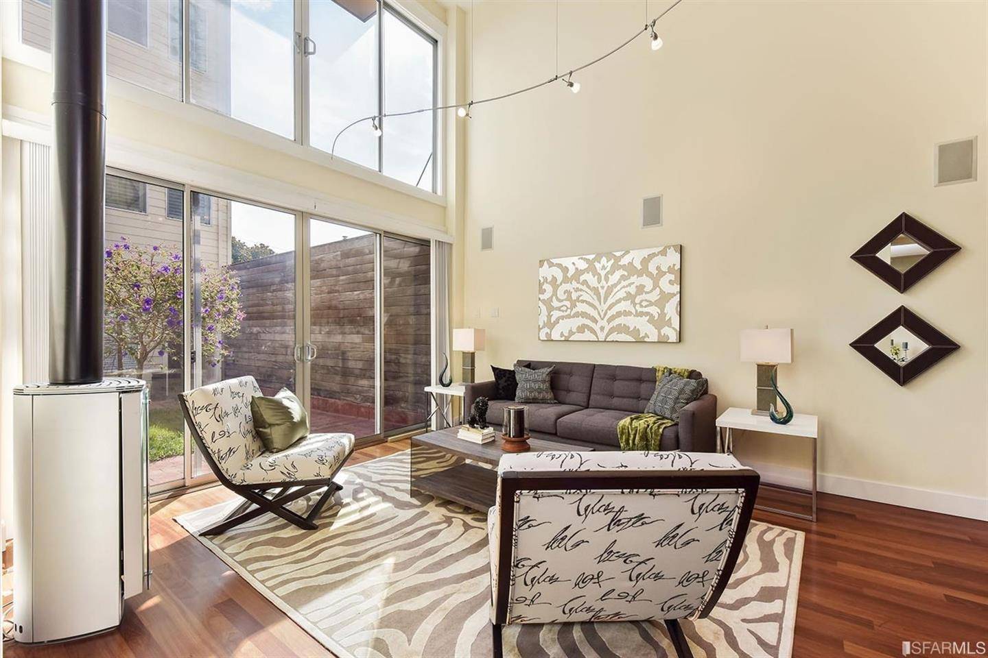 San Francisco, CA 94118,373 6th Avenue