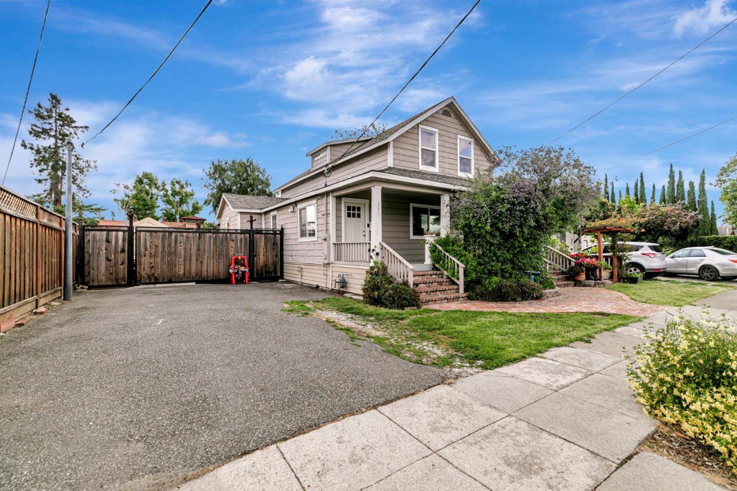 San Jose, CA 95116,351 S 23rd ST A