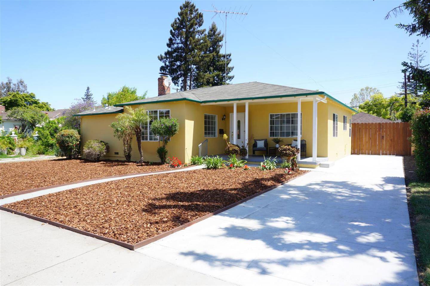 San Jose, CA 95125,1064 Meridian AVE