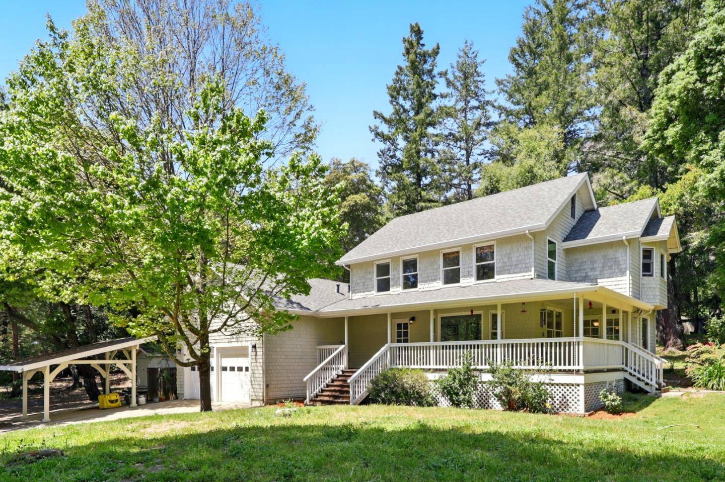 Santa Cruz, CA 95060,20 Grainger LN