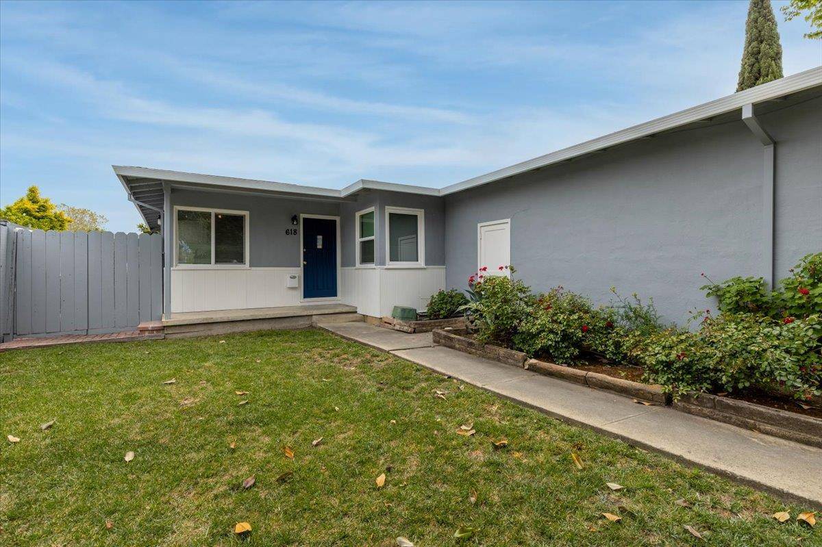 Sunnyvale, CA 94085,618 N Bayview AVE