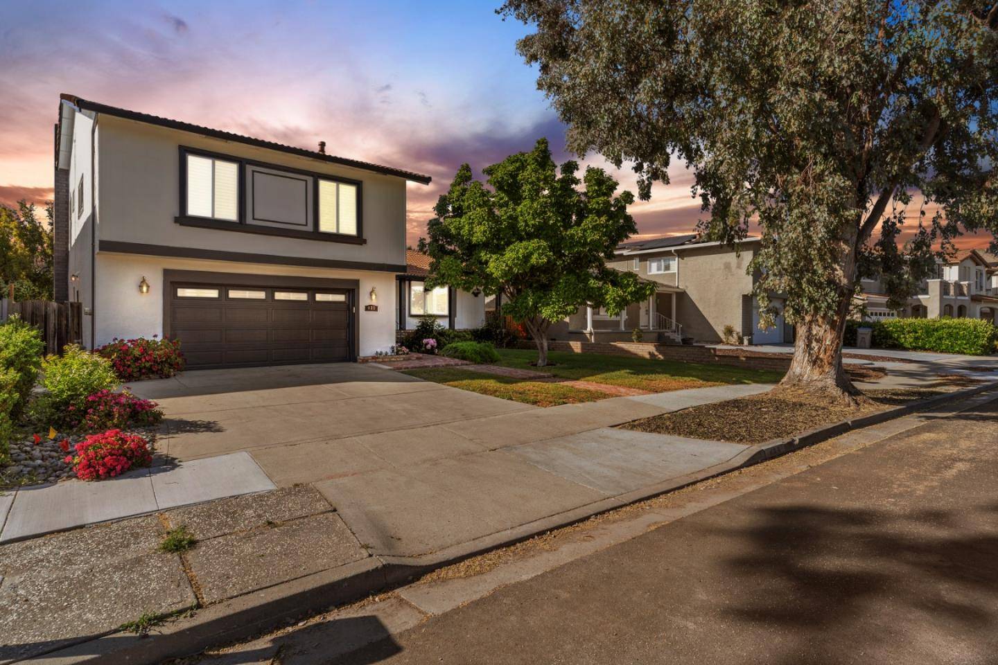 San Jose, CA 95136,433 Hyde Park DR