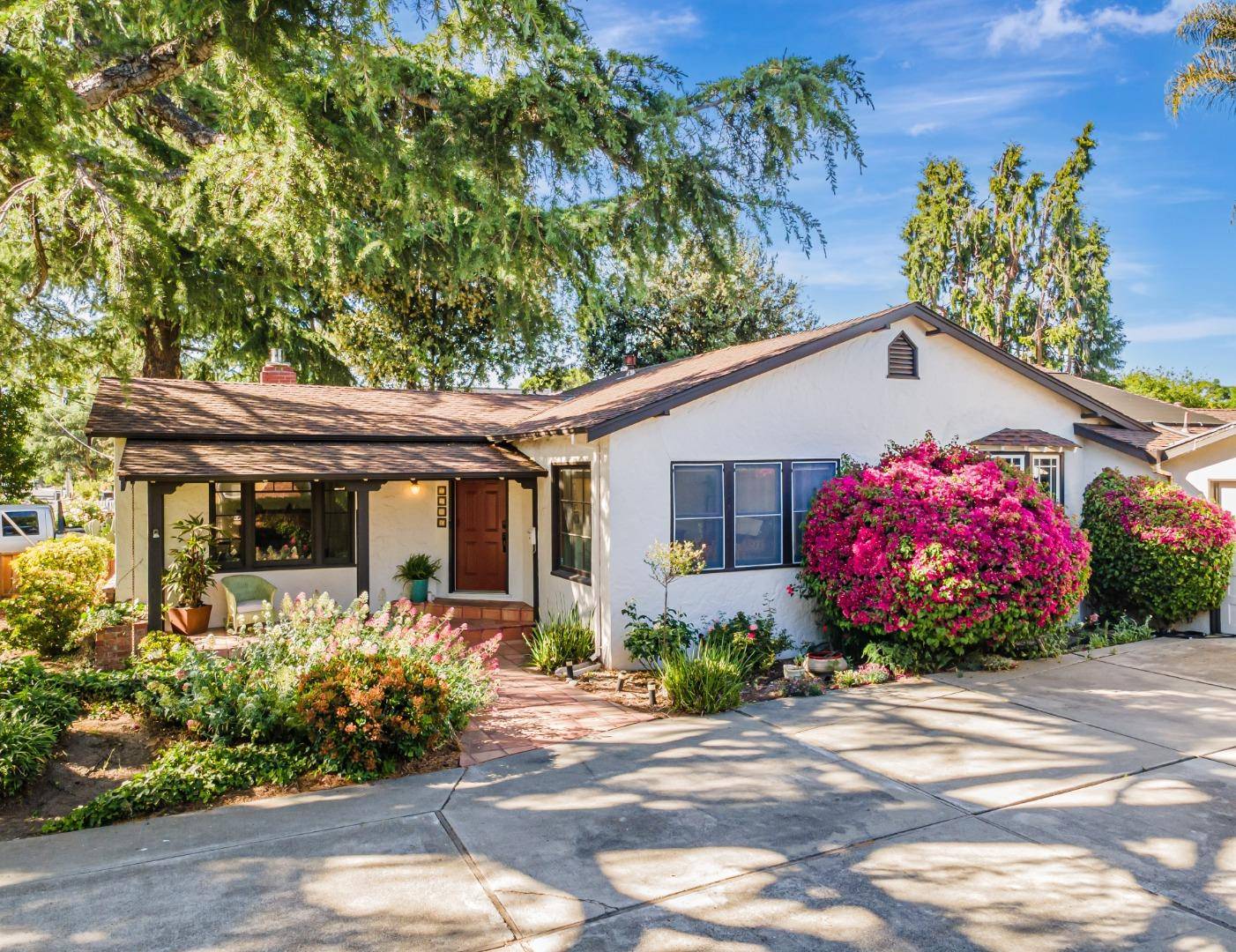 San Jose, CA 95125,2206 Coastland AVE