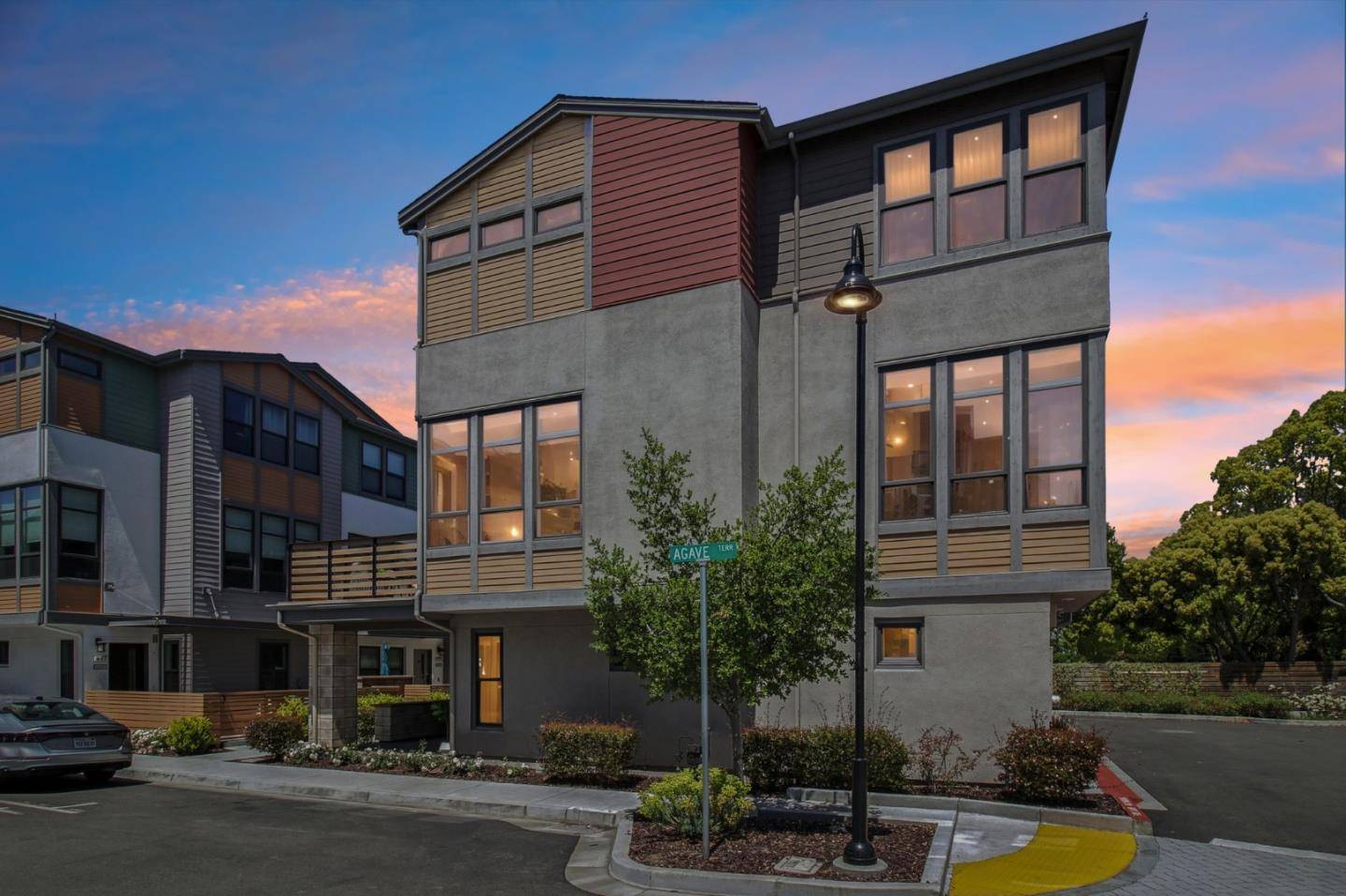 Sunnyvale, CA 94086,663 Agave TER