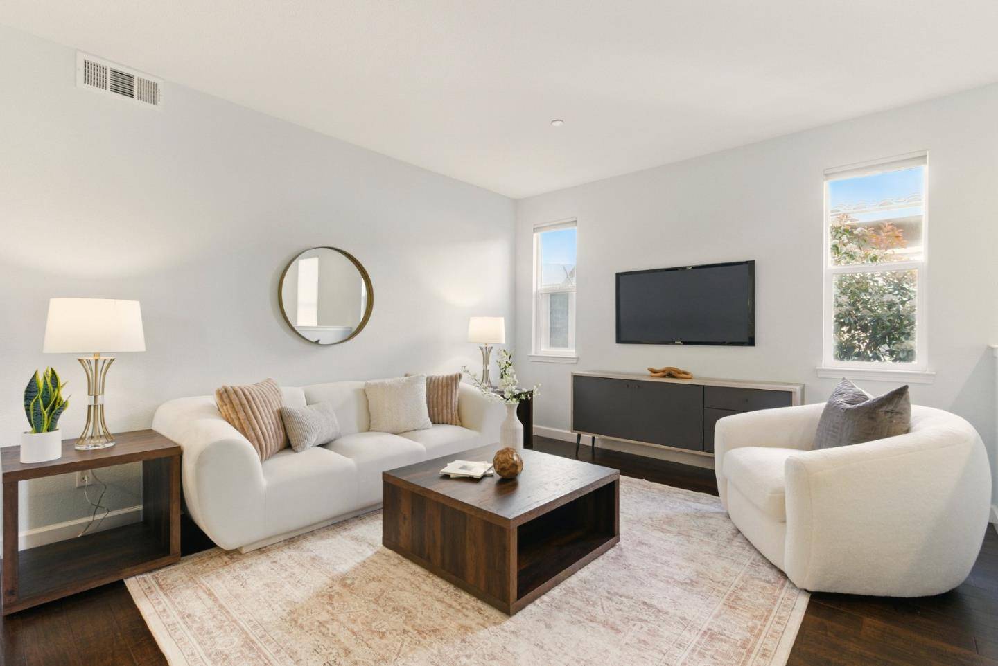 Sunnyvale, CA 94085,949 Indian Wells AVE