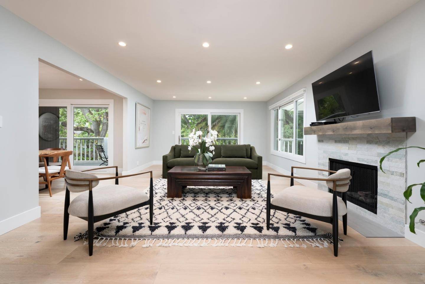 San Mateo, CA 94402,641 Caribbean WAY