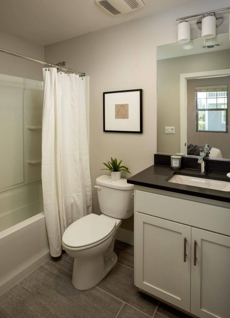 Mountain View, CA 94043,3522 Pyramid WAY