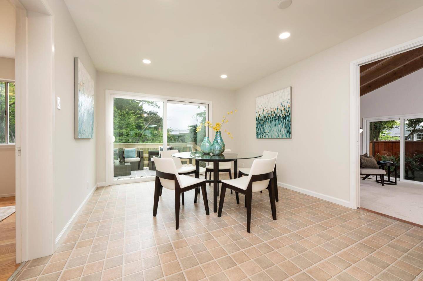 San Mateo, CA 94403,2131 Balmoral CT