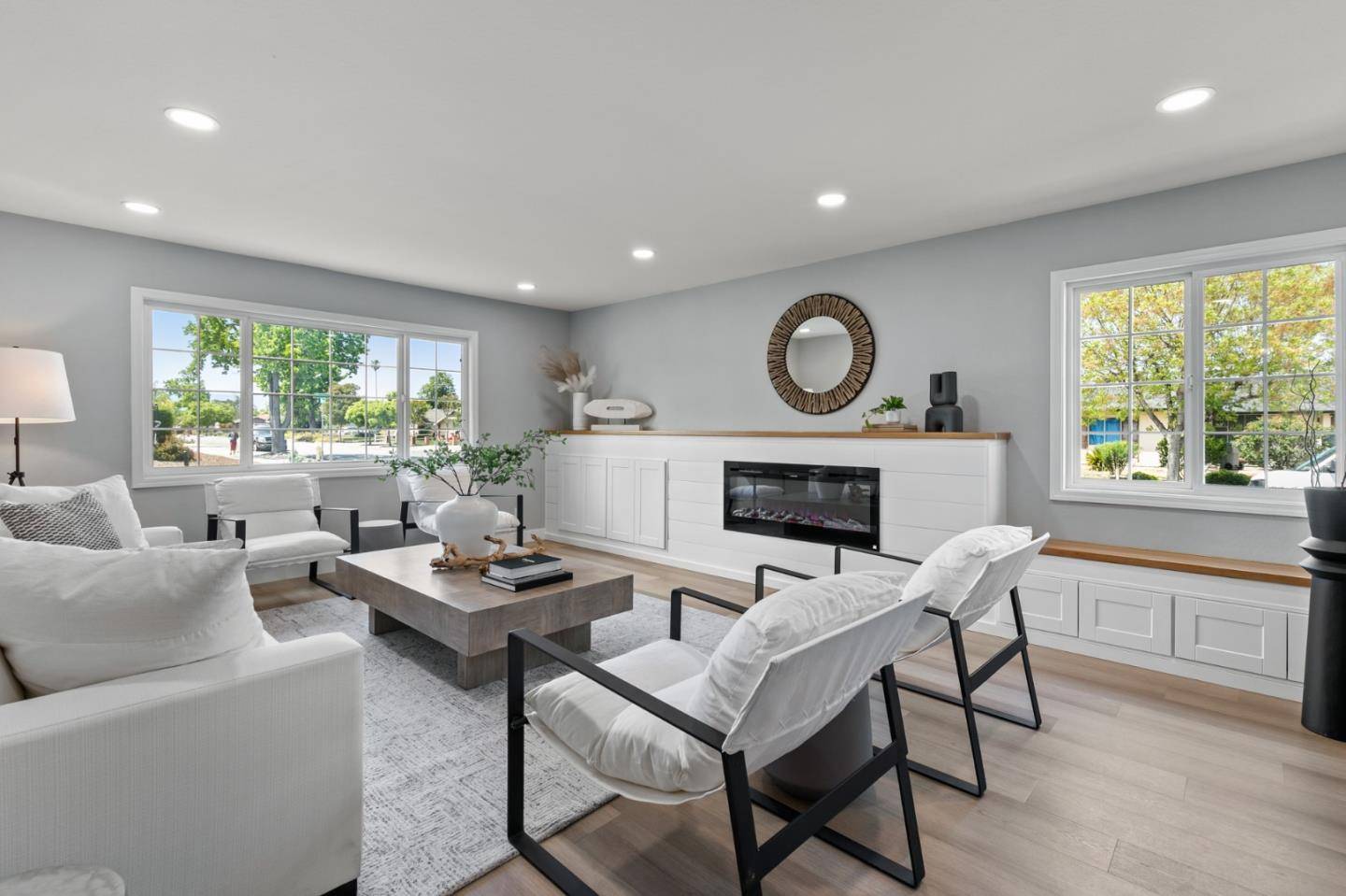 San Jose, CA 95118,3302 Como LN