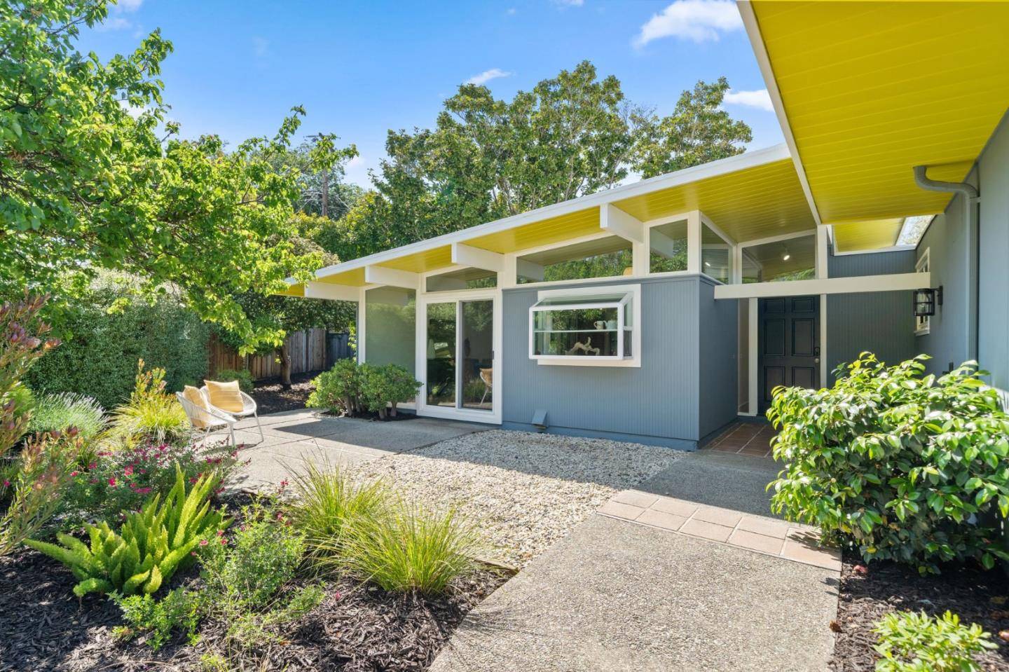 Palo Alto, CA 94303,3310 Kenneth DR
