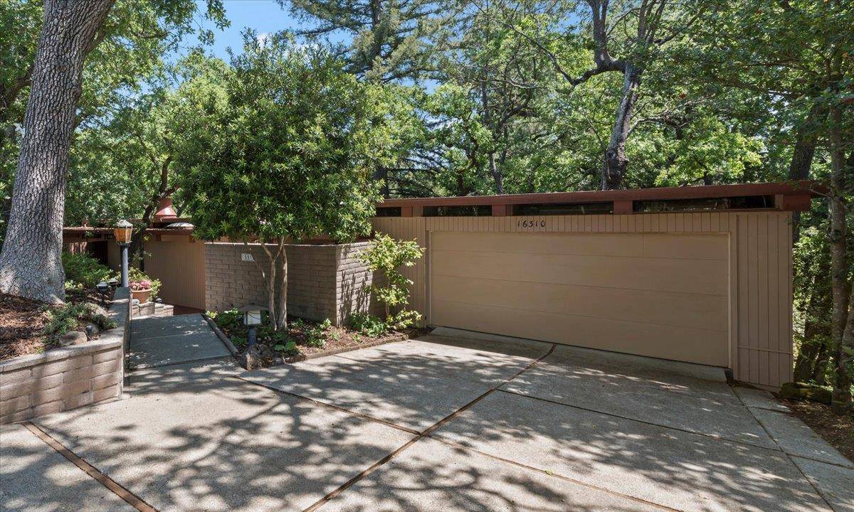 Monte Sereno, CA 95030,16310 Oakhurst DR