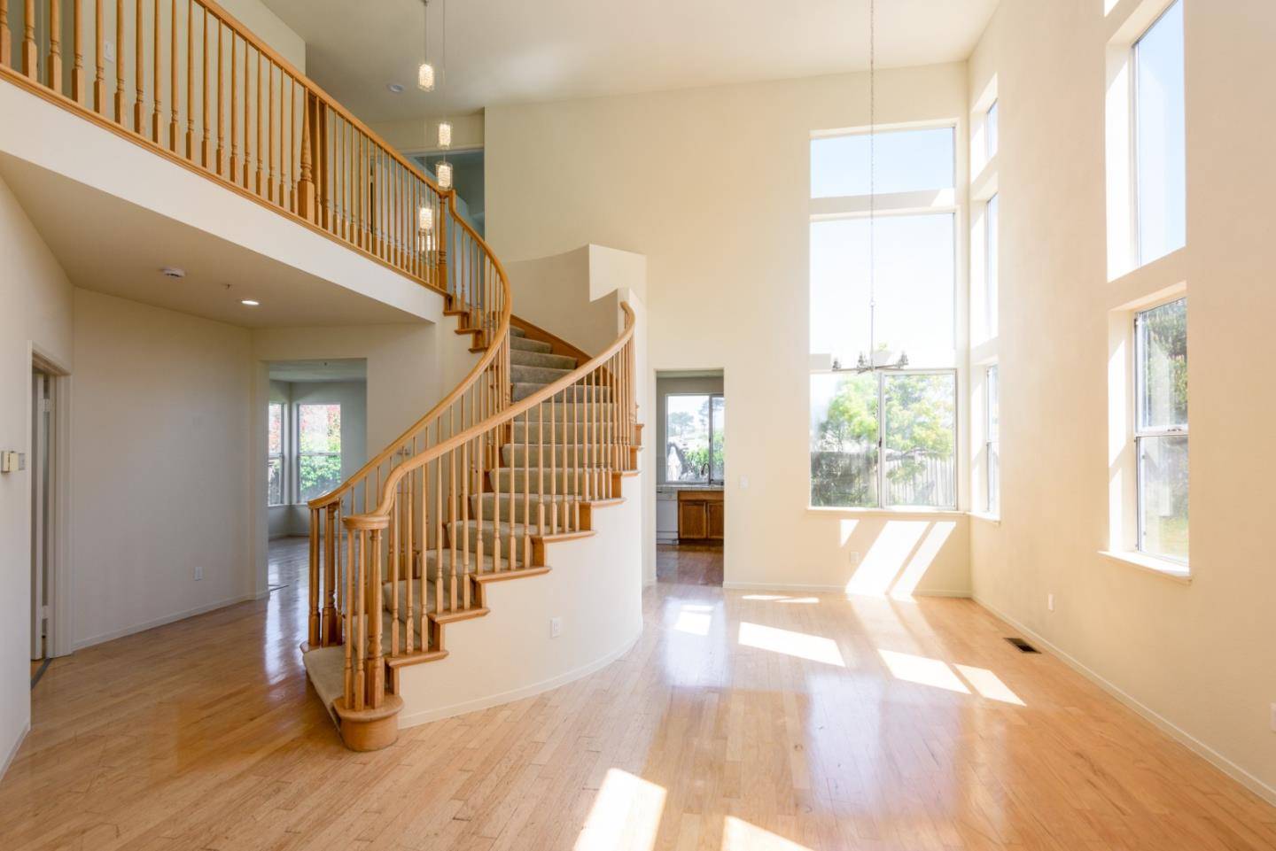 Daly City, CA 94015,82 Belhaven Court