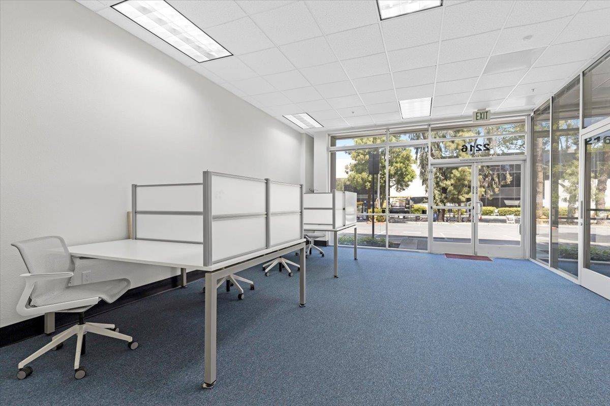 San Jose, CA 95131,2216 Ringwood AVE