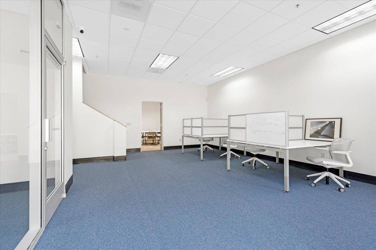San Jose, CA 95131,2216 Ringwood AVE