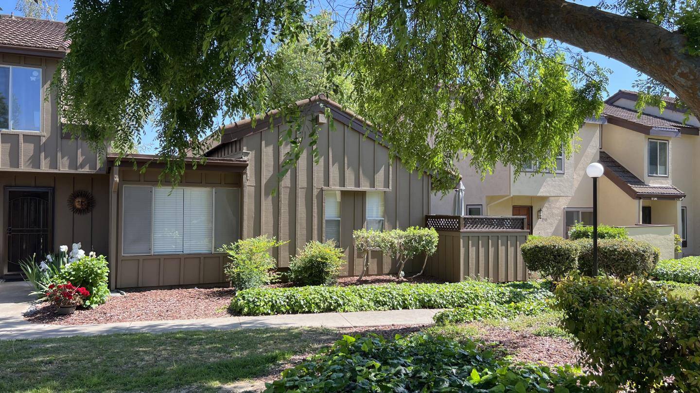 San Jose, CA 95133,2315 Meadowmont DR