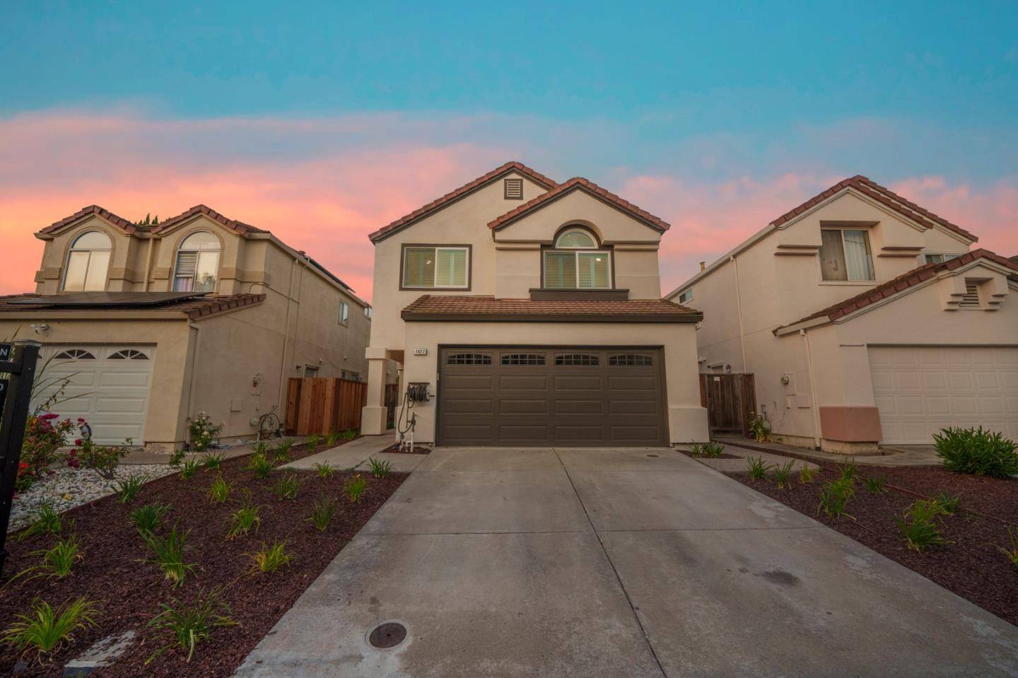Milpitas, CA 95035,1422 Gingerwood DR