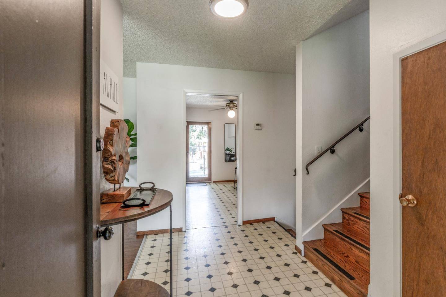 San Jose, CA 95136,443 Thames Park CT