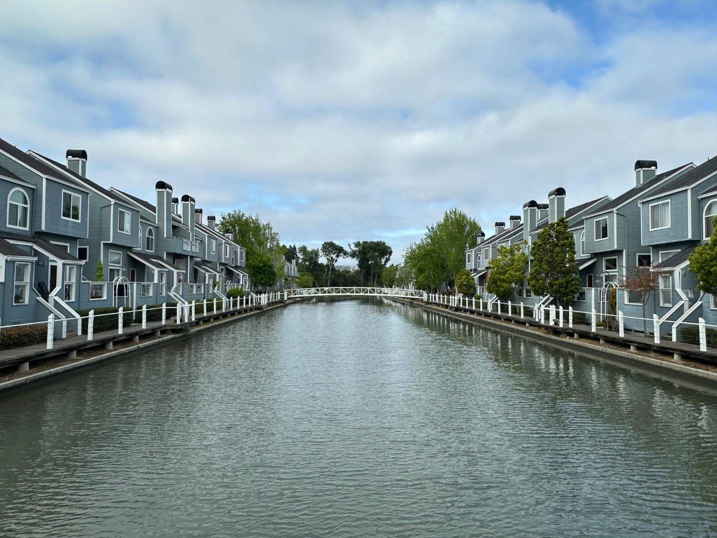 Redwood Shores, CA 94065,873 Boardwalk PL