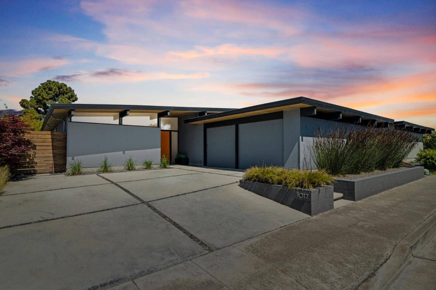 Foster City, CA 94404,1017 Egret ST