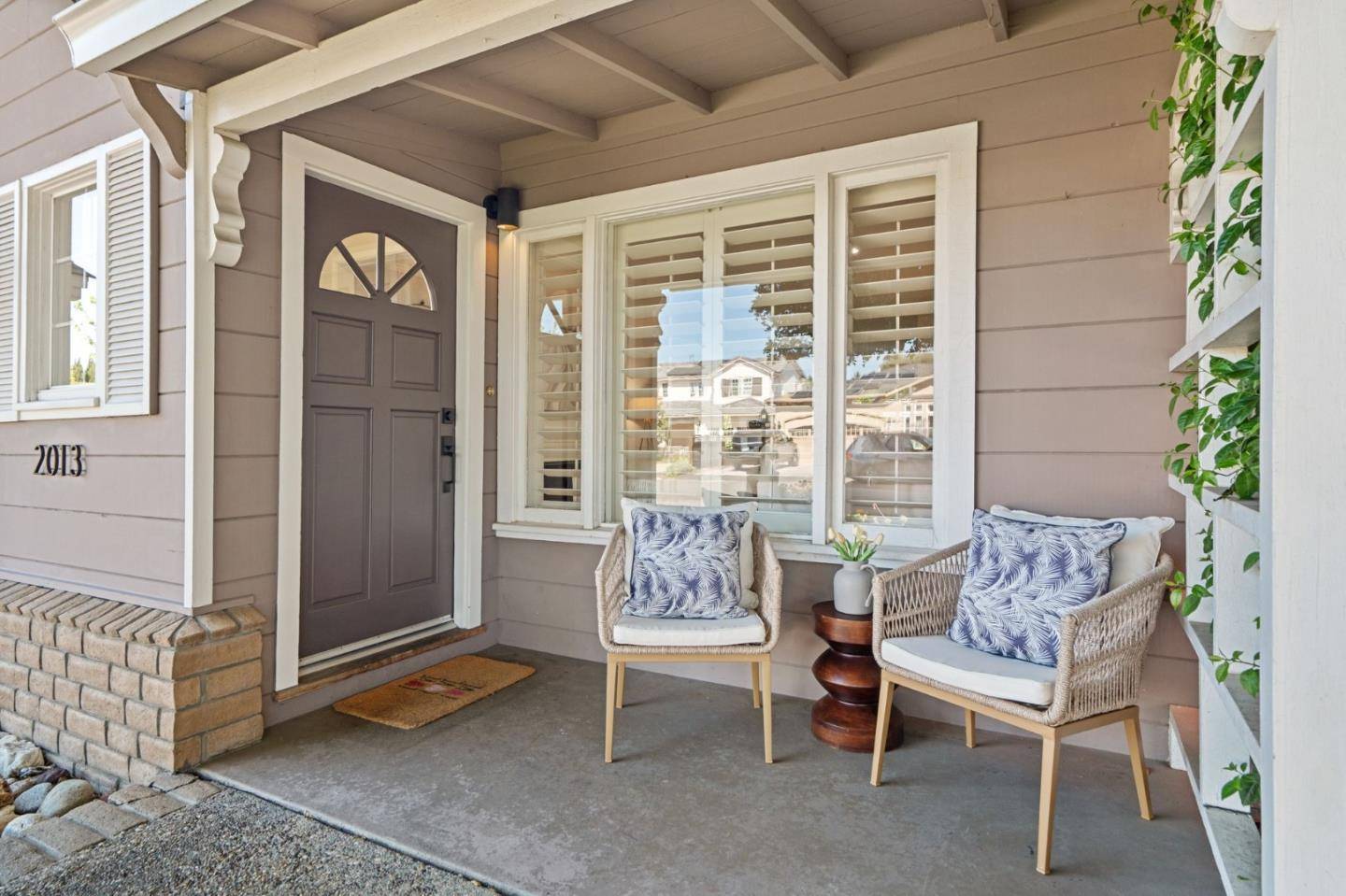 Mountain View, CA 94040,2013 Sun Mor AVE