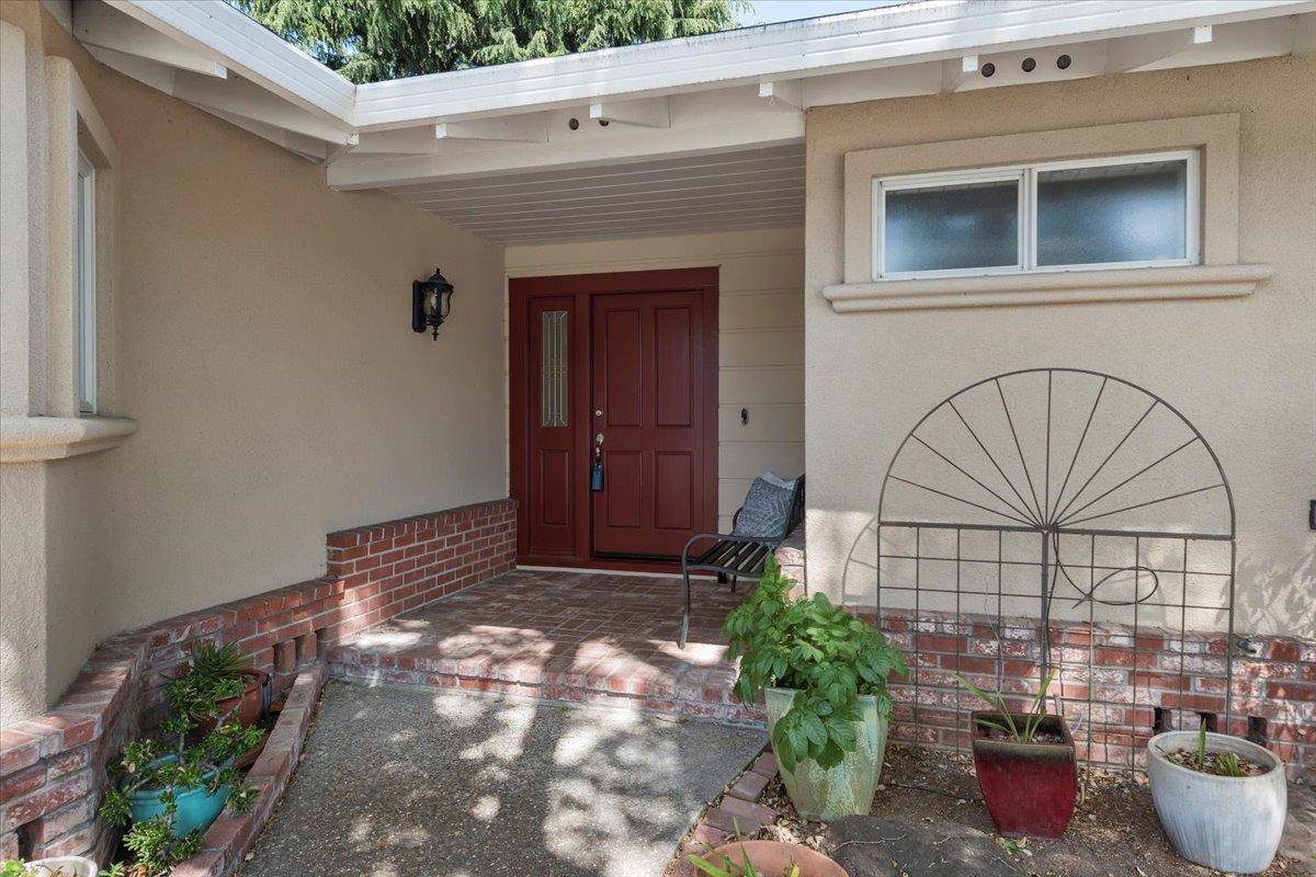 Fremont, CA 94536,768 Vanda WAY