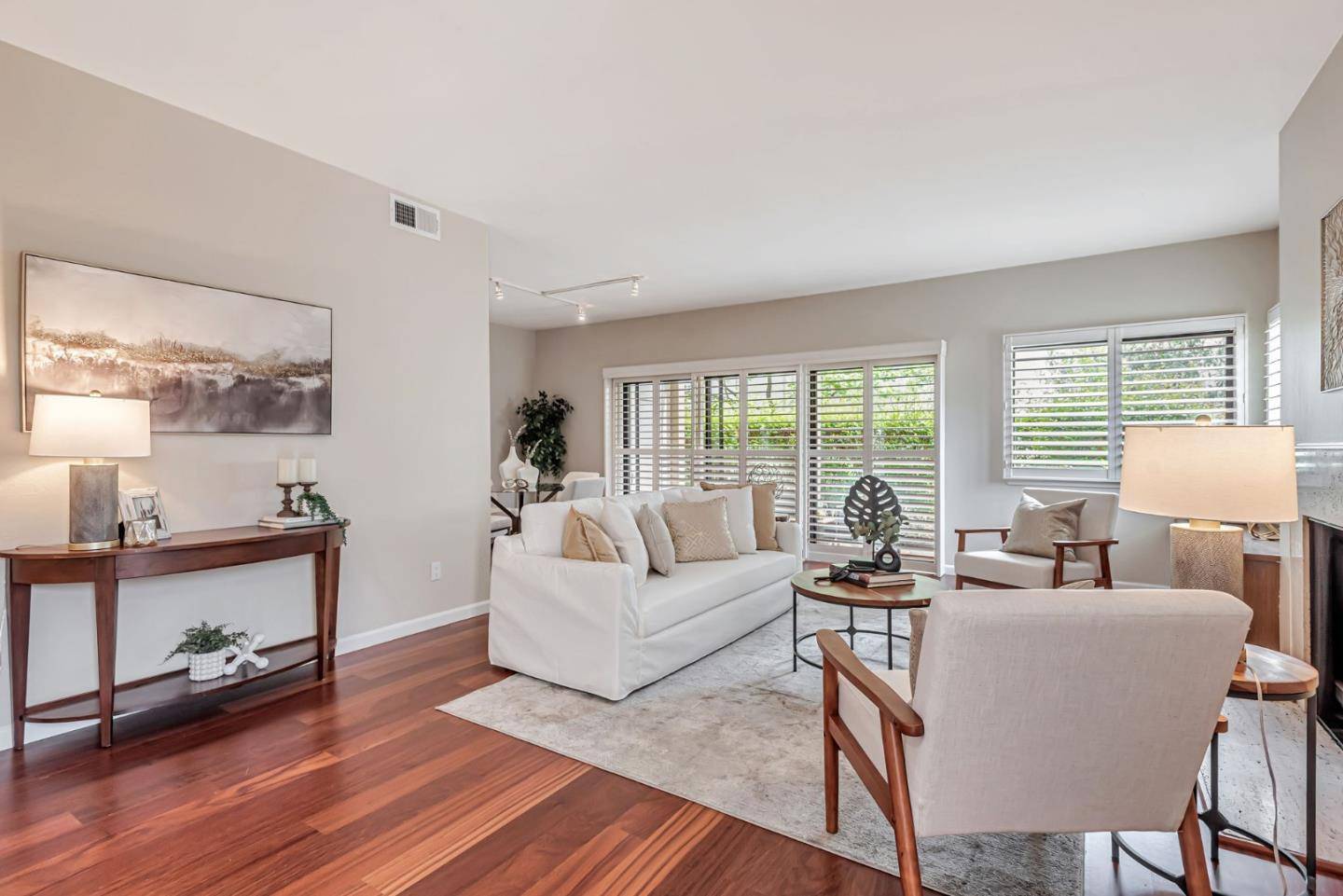 Redwood City, CA 94061,1294 Woodside RD