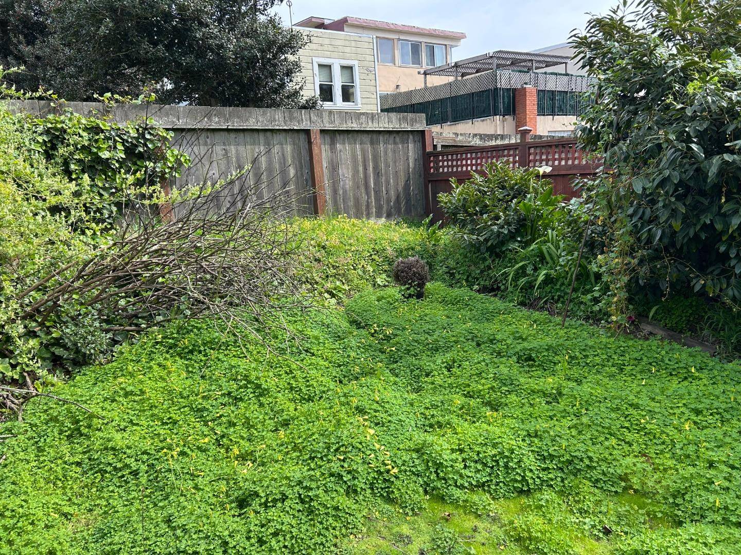 San Francisco, CA 94116,2434 20th AVE