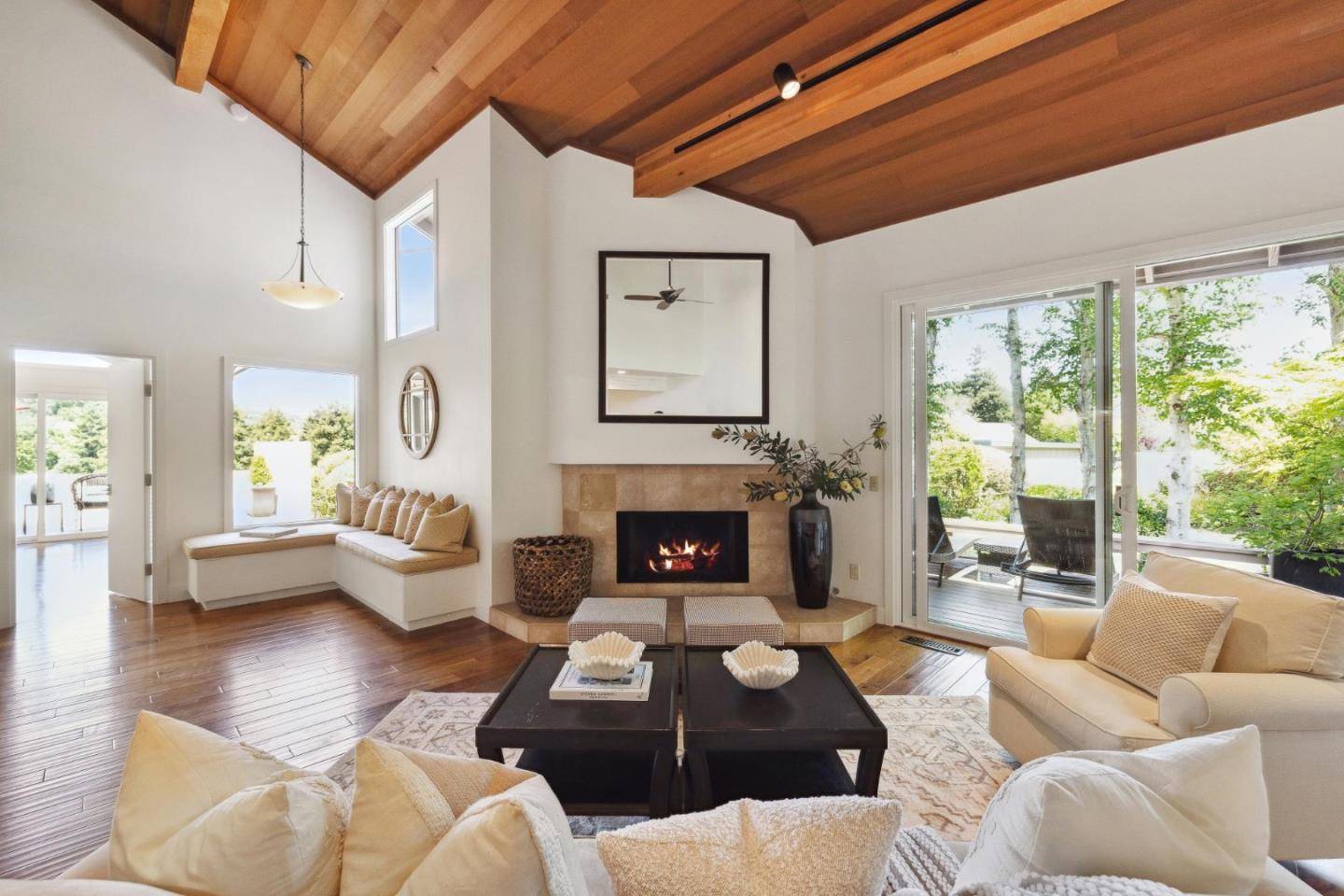 Carmel, CA 93923,9583 Redwood CT