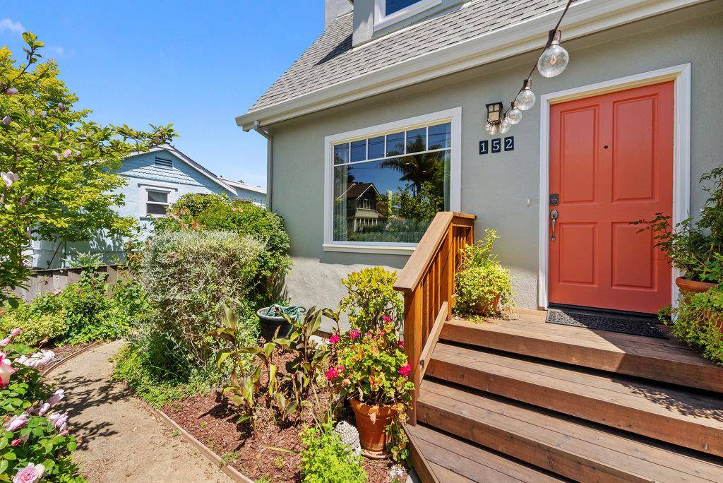 Santa Cruz, CA 95060,152 Myrtle ST