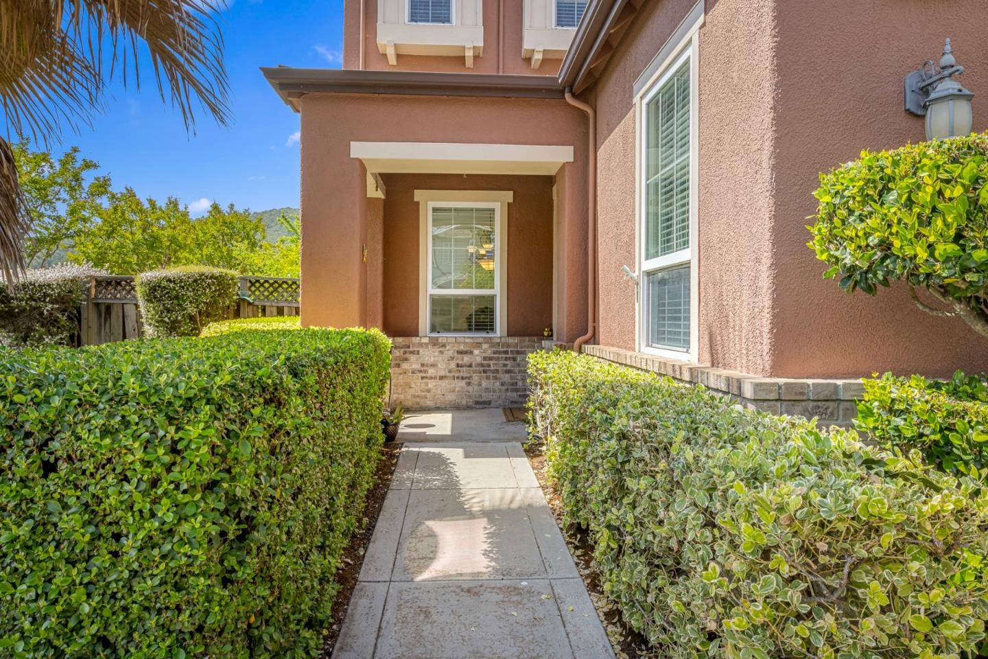 Gilroy, CA 95020,5871 Masoni Place