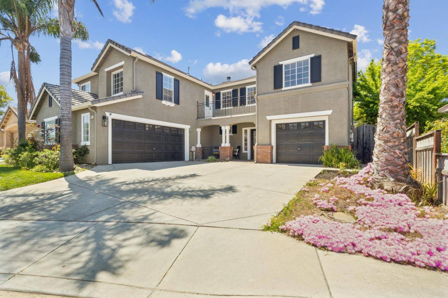 Gilroy, CA 95020,6371 Blackberry CT