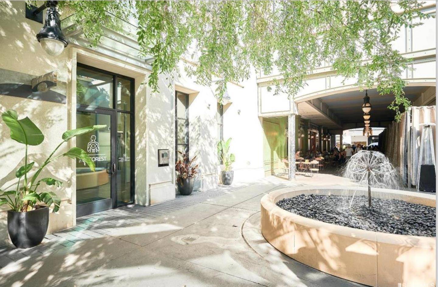 San Jose, CA 95128,333 Santana ROW 326