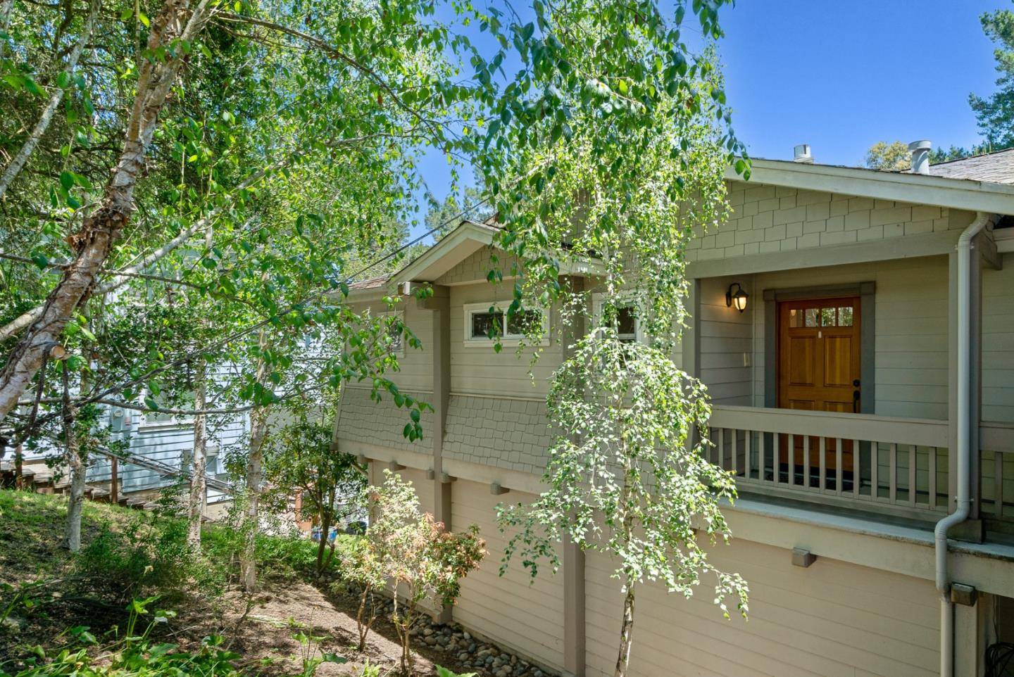 Aptos, CA 95003,562 Cuesta DR