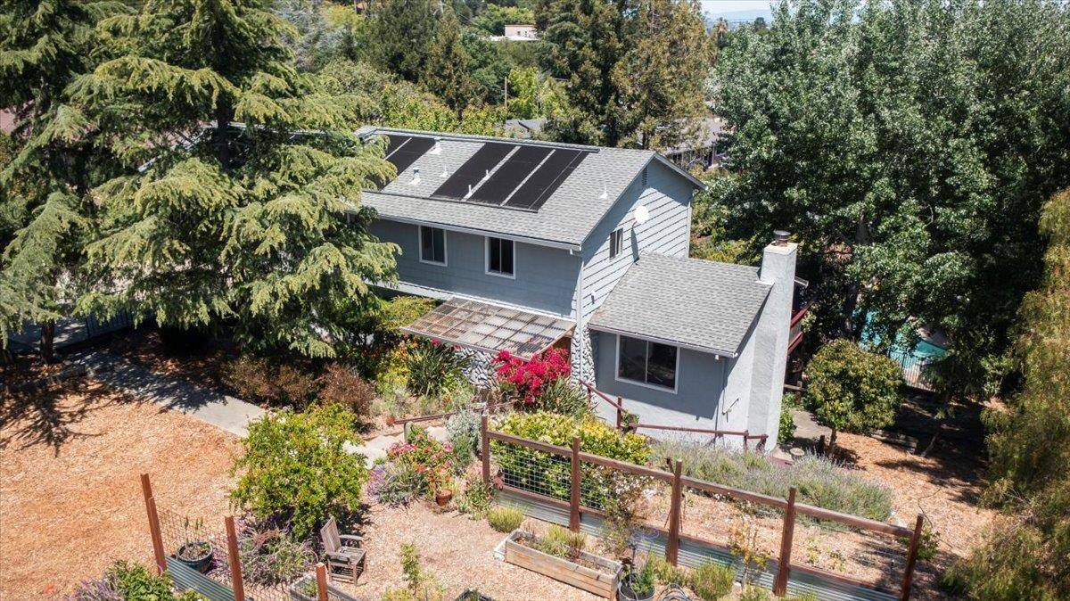 Redwood City, CA 94062,878 Hillcrest DR