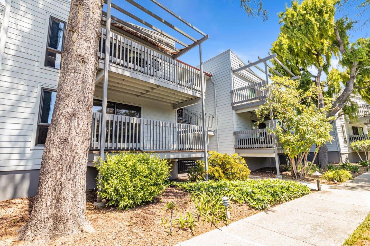 San Mateo, CA 94403,4175 George AVE