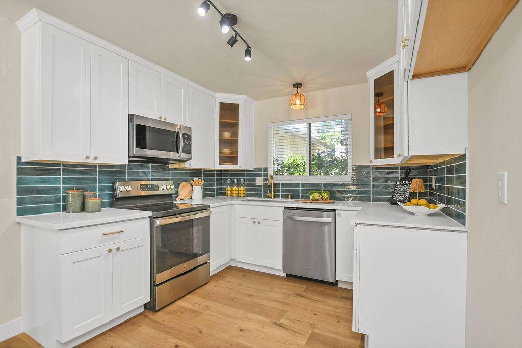 Pittsburg, CA 94565,4453 Palo Verde DR