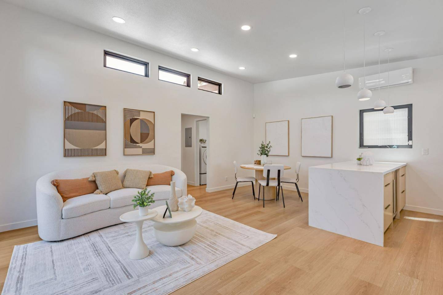 Santa Clara, CA 95051,271 Woodhams RD